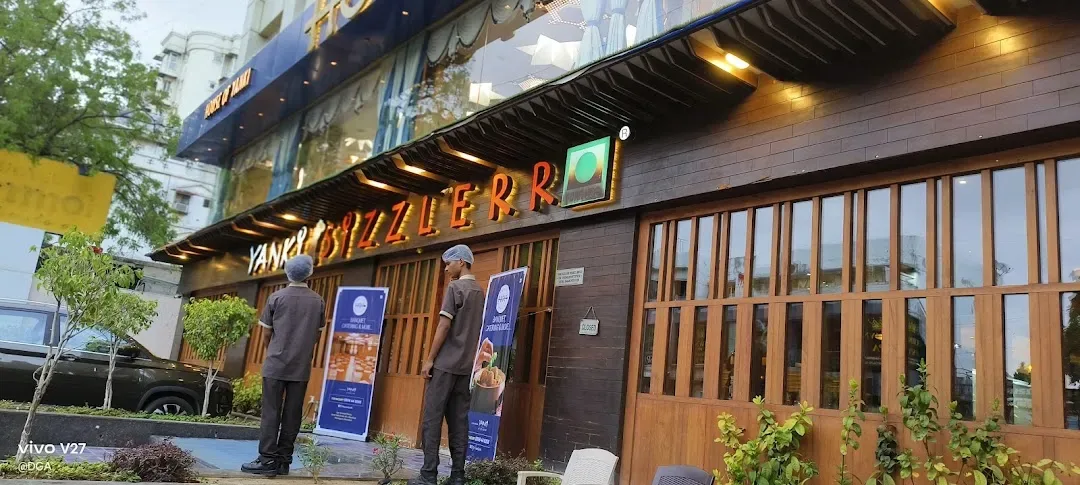 Yanki Sizzlerr - Executive Lunch Ahmedabad | Sizzler in Ahmedabad | Pack Lunch in Ahmedabad|Navrangpura